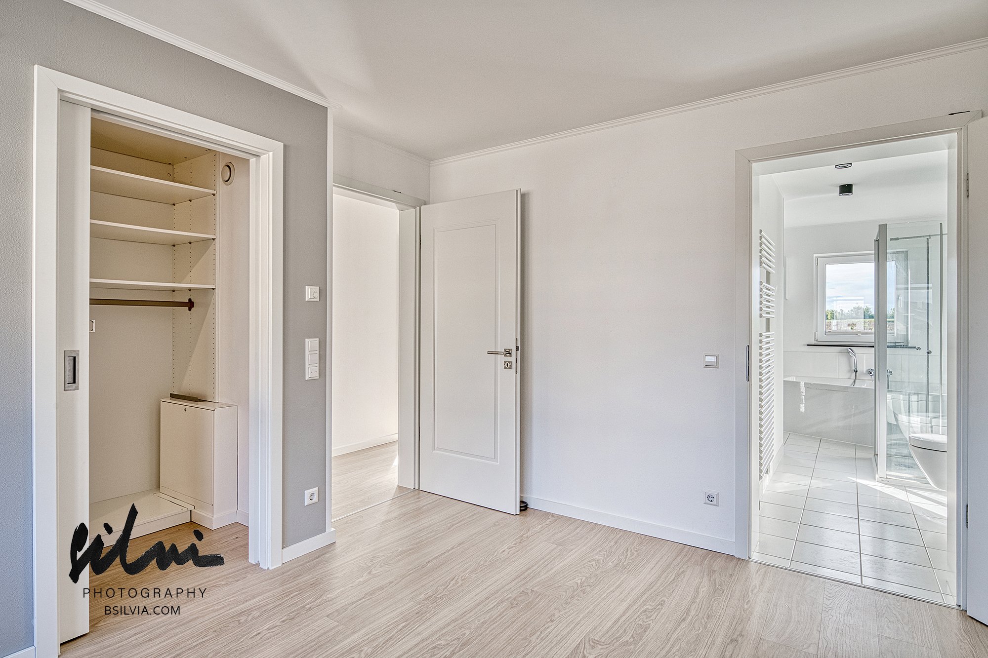 Setting the Stage: Essential Tips for Stellar Real Estate Photos