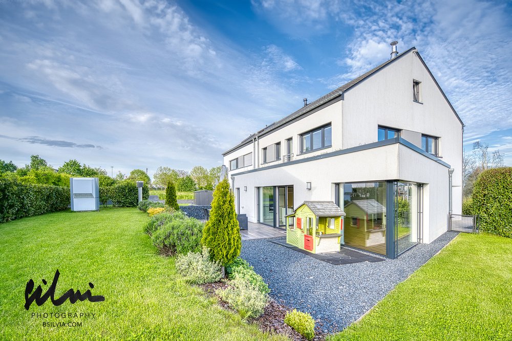 Real Estate, Medium Photo Pack