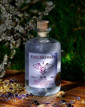 Social Networks, Basic Photo Pack (50 photos, 3 months posting on the platform chosen by the client)