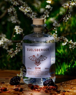 Social Networks, Basic Photo Pack (50 photos, 3 months posting on the platform chosen by the client)