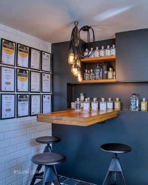 Social Networks, Basic Photo Pack (50 photos, 3 months posting on the platform chosen by the client)