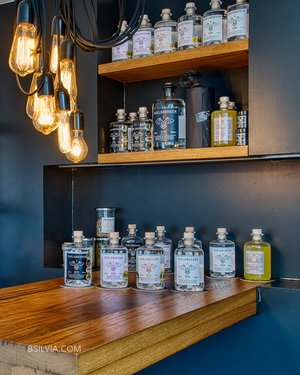 Social Networks, Basic Photo Pack (50 photos, 3 months posting on the platform chosen by the client)