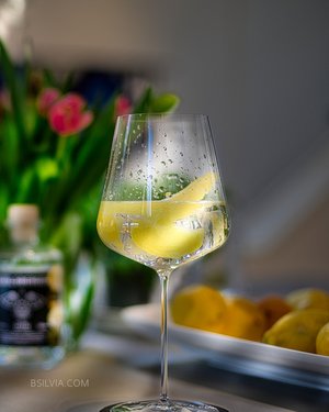 Social Networks, Basic Photo Pack (50 photos, 3 months posting on the platform chosen by the client)