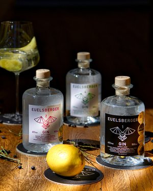 Social Networks, Basic Photo Pack (50 photos, 3 months posting on the platform chosen by the client)