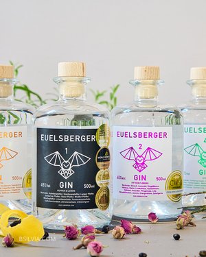 Social Networks, Basic Photo Pack (50 photos, 3 months posting on the platform chosen by the client)