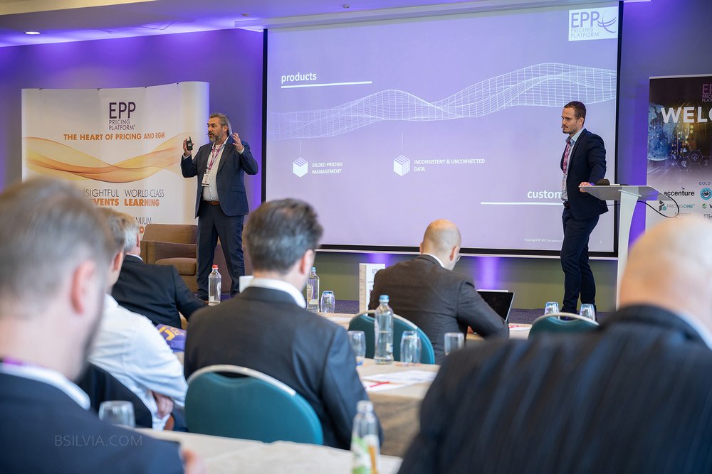 Business Event Photo and Video Pack (up to 150 photos, video event and up to 4 video interivews)